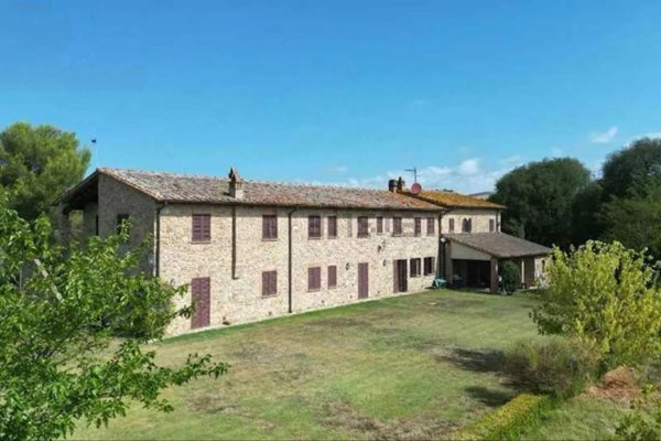 casa indipendente in vendita a Volterra