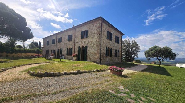 casa indipendente in vendita a Volterra