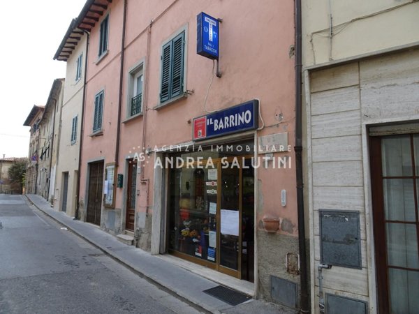 negozio in vendita a Casciana Terme Lari in zona Lari