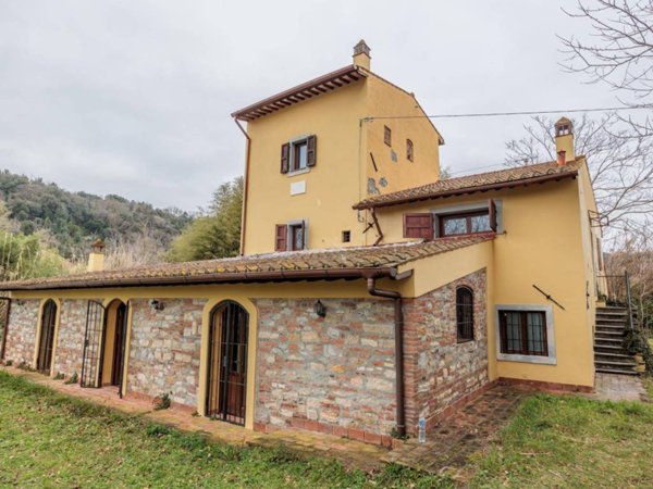 casa indipendente in vendita a Casciana Terme Lari