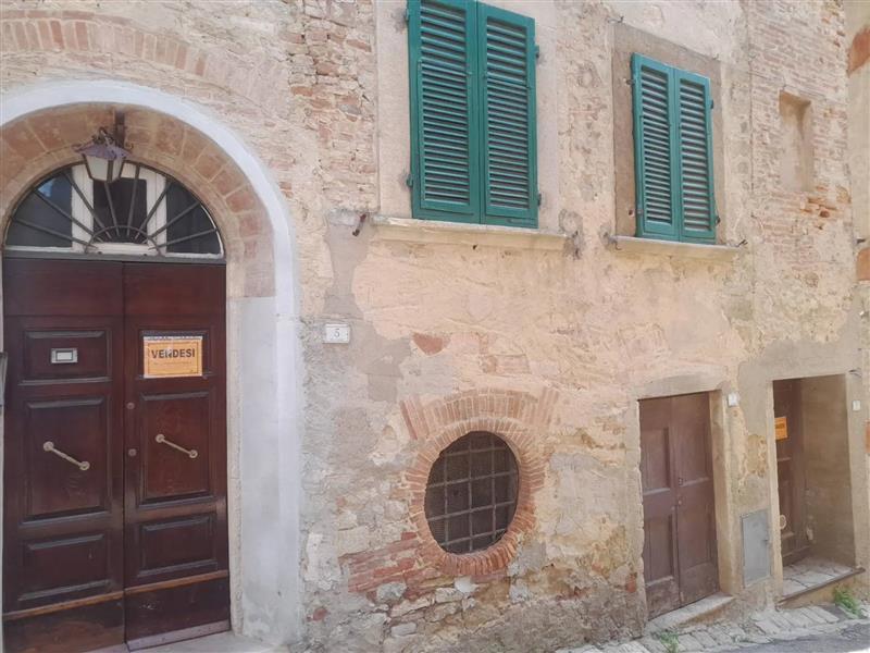 appartamento in vendita a Casciana Terme Lari in zona Casciana Alta