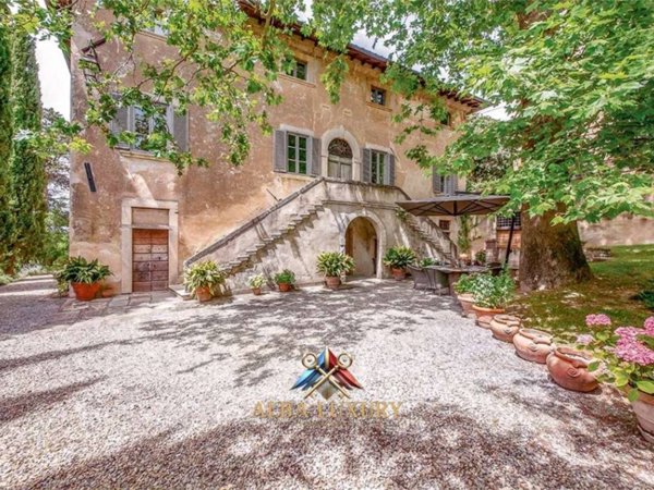 casa indipendente in vendita a Casciana Terme Lari in zona Lari