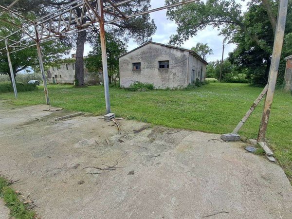 appartamento in vendita a Casciana Terme Lari in zona Perignano