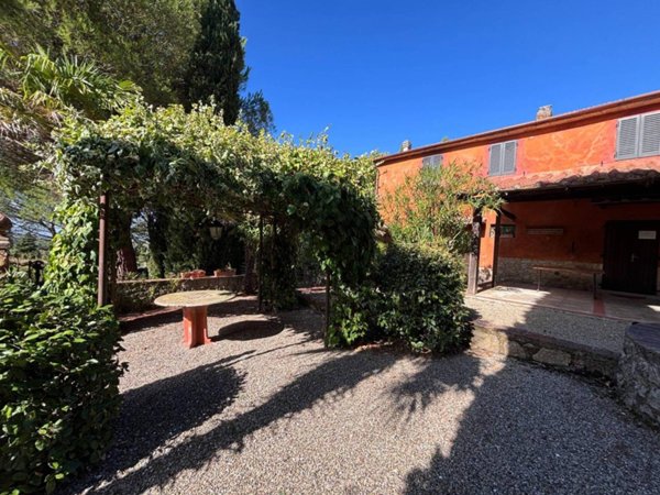 casa indipendente in vendita a Casciana Terme Lari in zona Casciana Terme