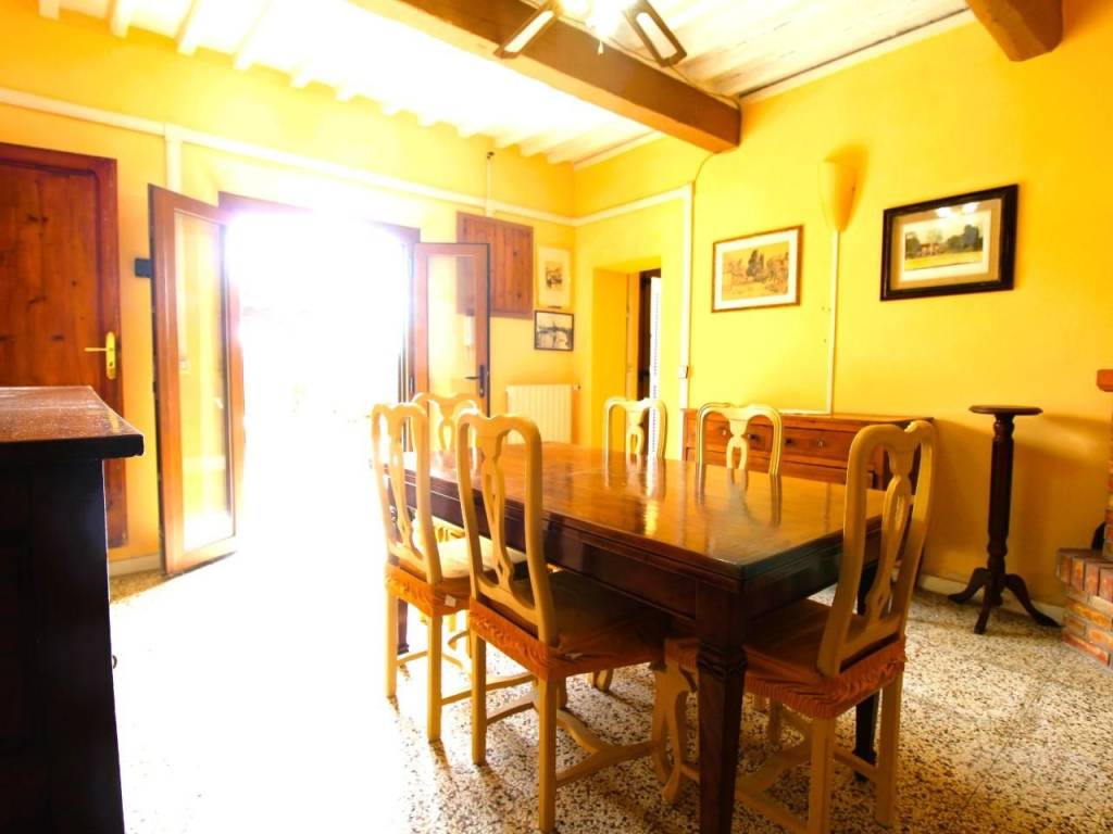 casa indipendente in vendita a Casciana Terme Lari in zona Perignano