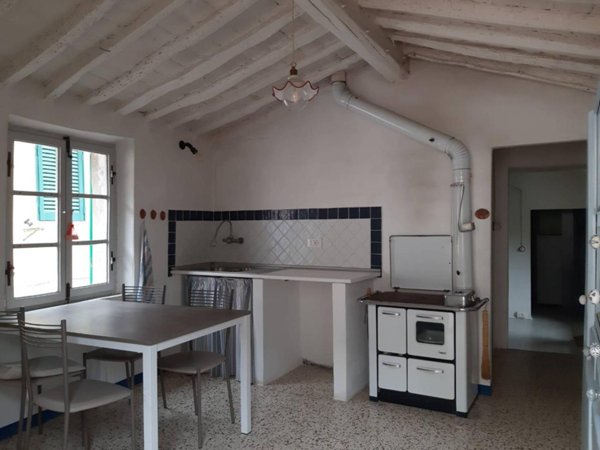 casa indipendente in vendita a Casciana Terme Lari