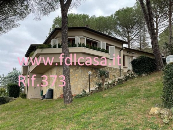 casa indipendente in vendita a Casciana Terme Lari in zona Lari