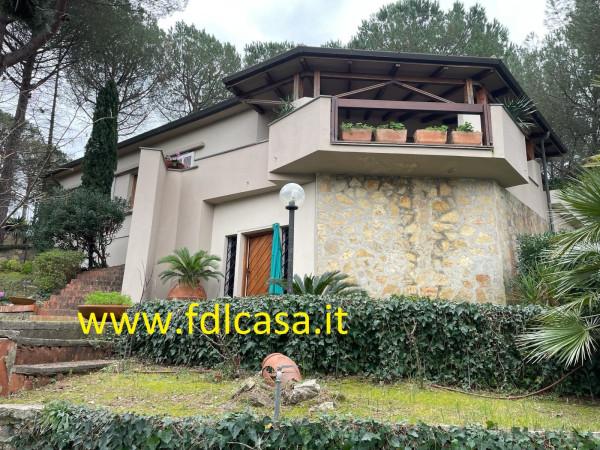 casa indipendente in vendita a Casciana Terme Lari in zona Lari