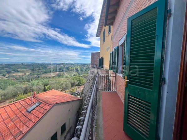 appartamento in vendita a Casciana Terme Lari in zona Lari