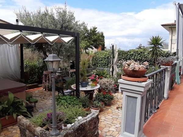 casa indipendente in vendita a Casciana Terme Lari in zona Casciana Terme