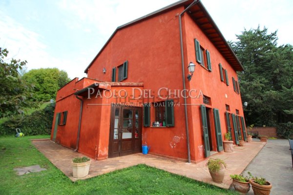 esavano in vendita a Casciana Terme Lari in zona Lari