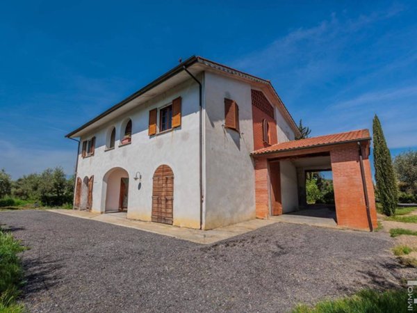 pentavano in vendita a Casciana Terme Lari in zona Lari