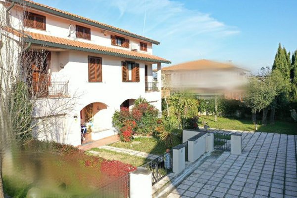 casa indipendente in vendita a Casciana Terme Lari