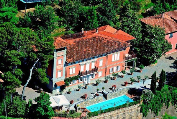villa in vendita a Casciana Terme Lari in zona Lari