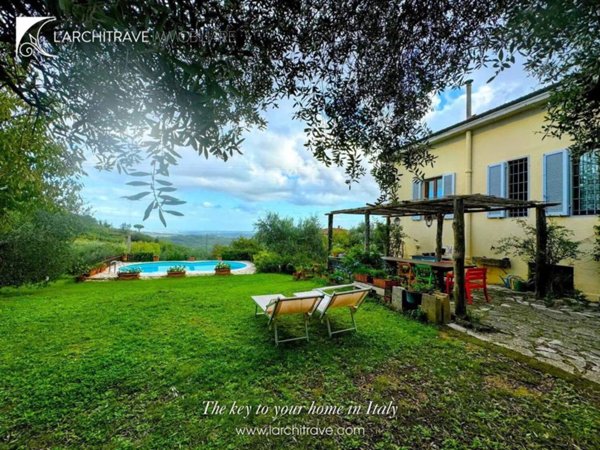 casa indipendente in vendita a Casciana Terme Lari in zona Parlascio