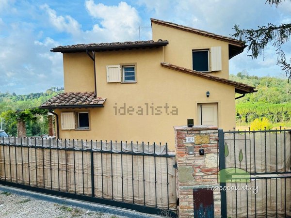 quadrivano in vendita a Casciana Terme Lari in zona Lari