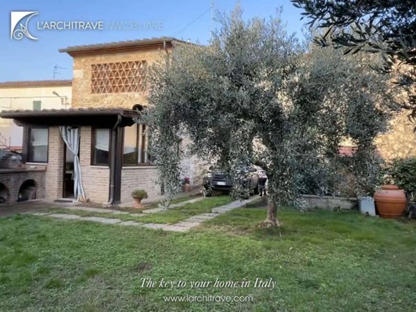 casa indipendente in vendita a Casciana Terme Lari in zona Casciana Terme
