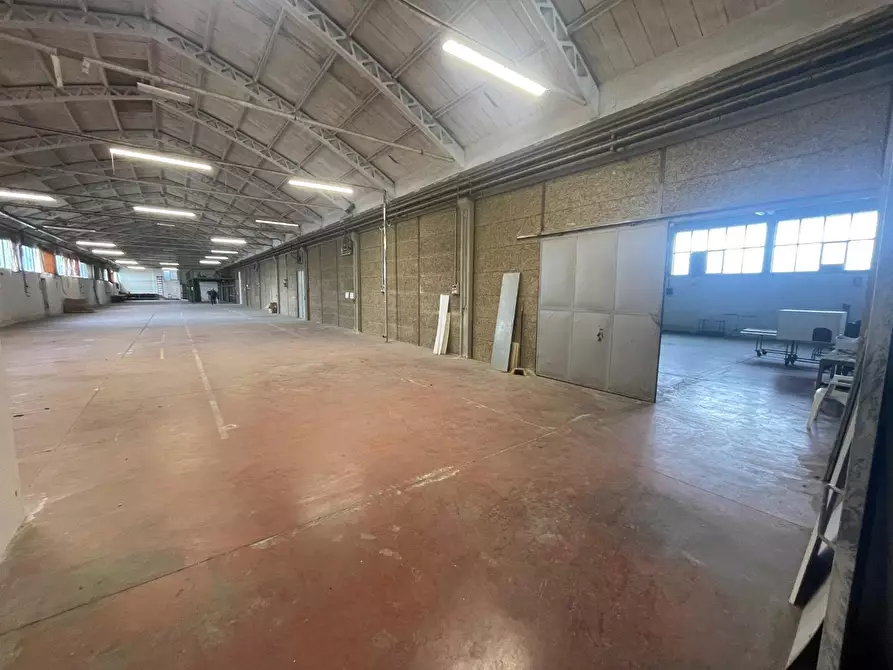 locale di sgombero in vendita a Casciana Terme Lari