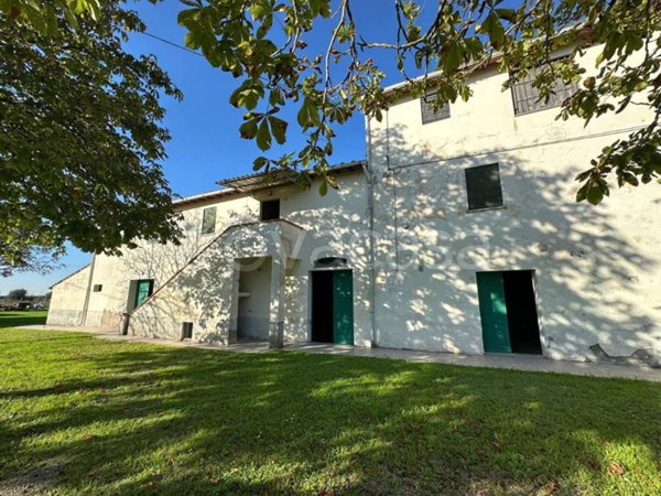 casa indipendente in vendita a Casciana Terme Lari in zona Lavaiano