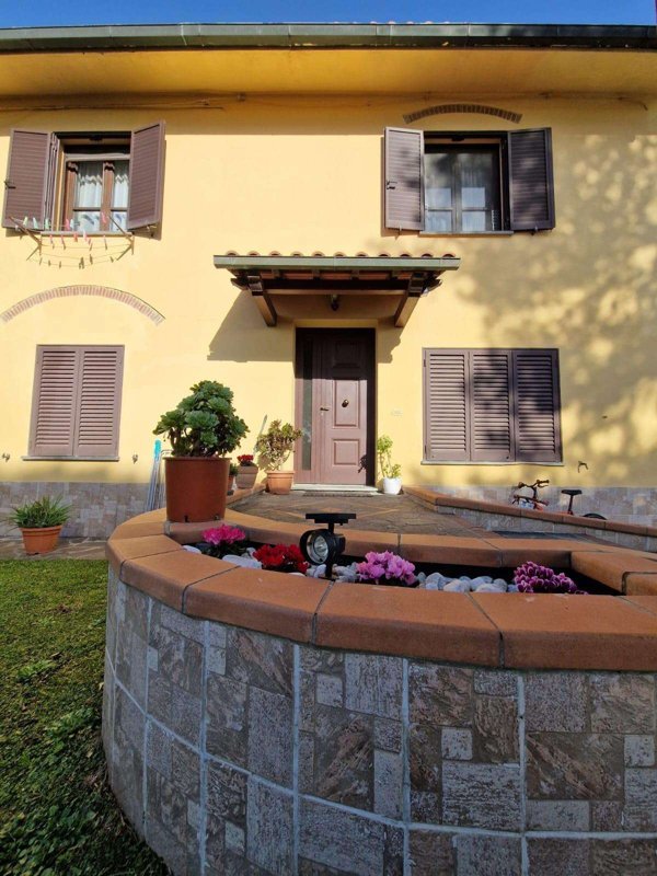 appartamento in vendita a Casciana Terme Lari in zona Lavaiano