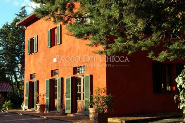 casa indipendente in vendita a Casciana Terme Lari in zona Lari