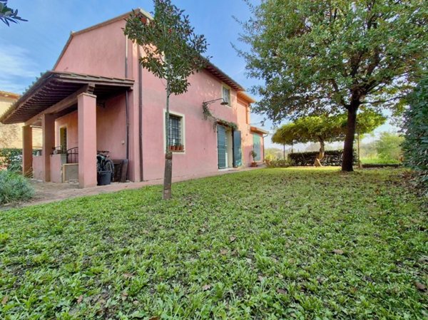 casa indipendente in vendita a Casciana Terme Lari in zona Perignano