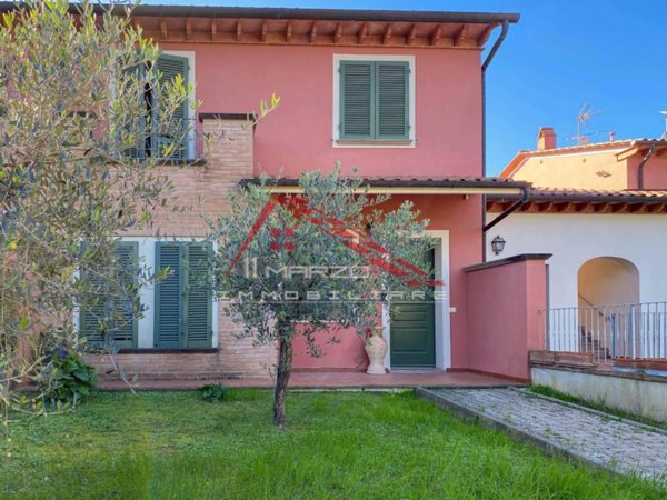 appartamento in vendita a Casciana Terme Lari in zona Usigliano