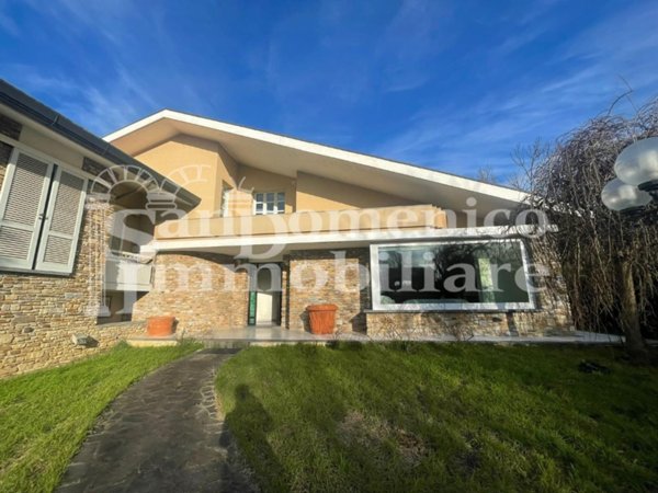casa indipendente in vendita a Casciana Terme Lari in zona Perignano