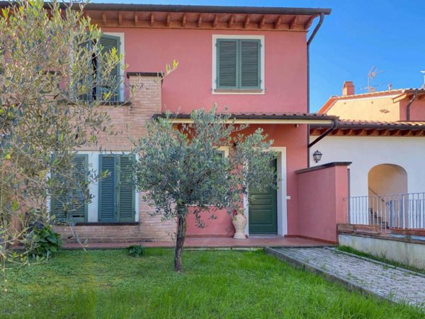 appartamento in vendita a Casciana Terme Lari in zona Usigliano