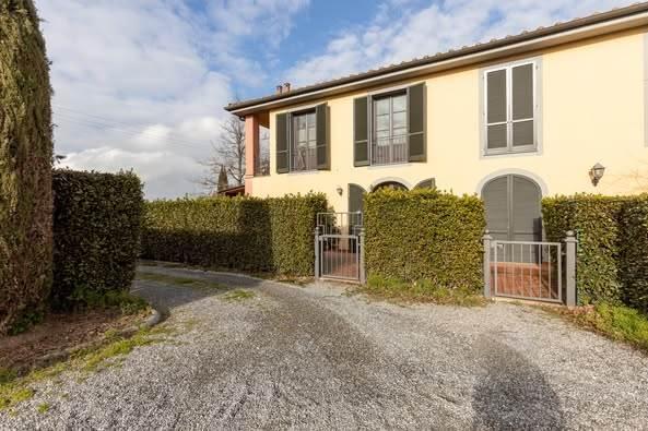 casa indipendente in vendita a Casciana Terme Lari
