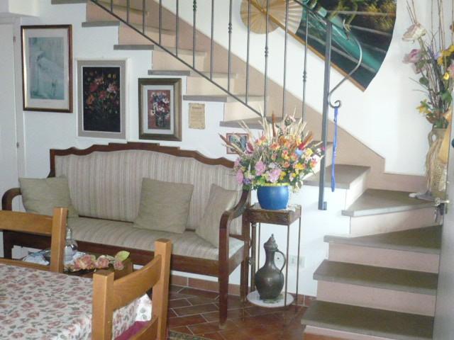 appartamento in vendita a Casciana Terme Lari in zona Perignano