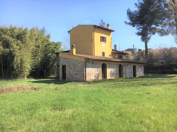 casa indipendente in vendita a Casciana Terme Lari in zona Casciana Terme