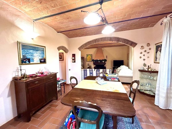 casa indipendente in vendita a Casciana Terme Lari in zona Cevoli