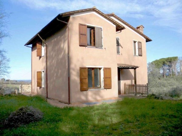 casa indipendente in vendita a Casciana Terme Lari