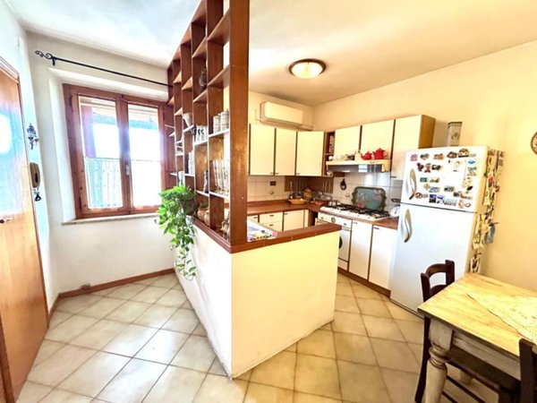 casa indipendente in vendita a Casciana Terme Lari in zona Perignano