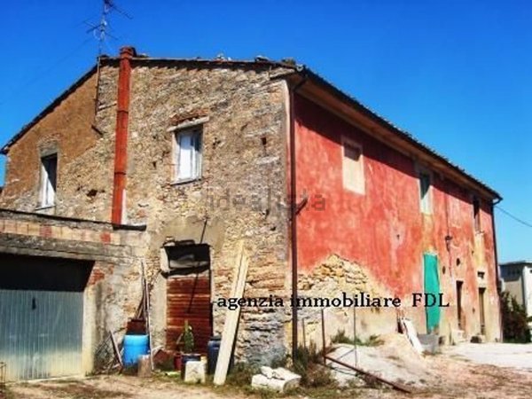 casa indipendente in vendita a Casciana Terme Lari in zona Casciana Terme