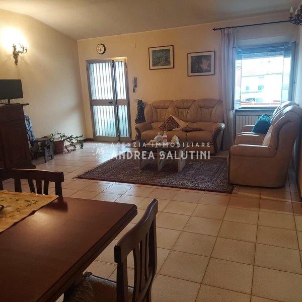 appartamento in vendita a Casciana Terme Lari in zona Lavaiano