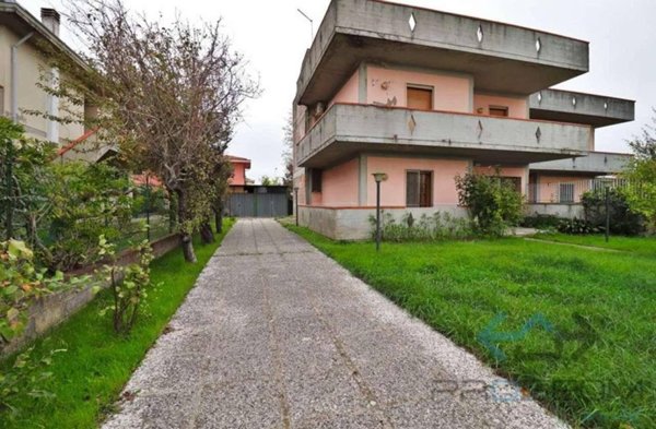 casa indipendente in vendita a Casciana Terme Lari in zona Lavaiano