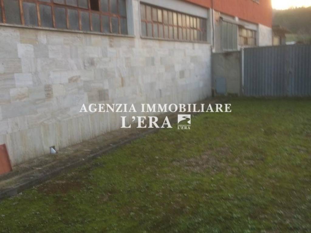 locale di sgombero in vendita a Casciana Terme Lari in zona Lari