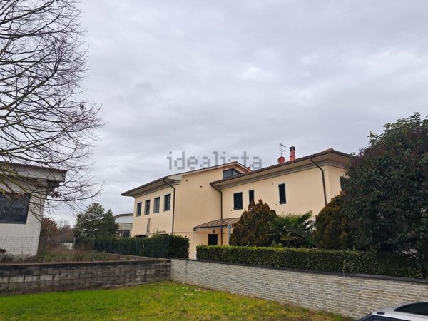 casa indipendente in vendita a Casciana Terme Lari in zona Quattro Strade