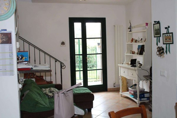 intera palazzina in vendita a Casciana Terme Lari in zona Collemontanino