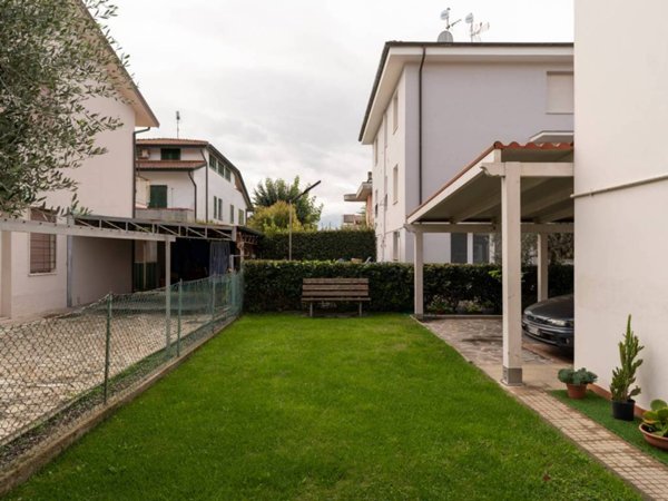 casa indipendente in vendita a Casciana Terme Lari in zona Perignano