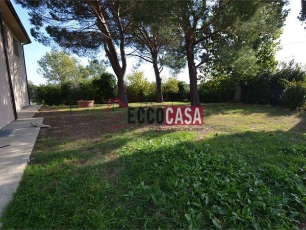 casa indipendente in vendita a Casciana Terme Lari in zona Perignano