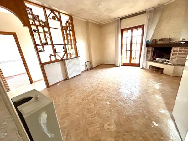 casa indipendente in vendita a Casciana Terme Lari