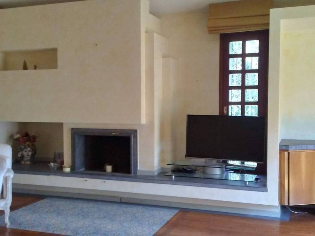 casa indipendente in vendita a Casciana Terme Lari in zona Spinelli