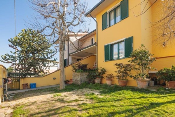casa indipendente in vendita a Casciana Terme Lari in zona Quattro Strade