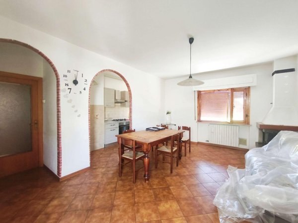 appartamento in vendita a Casciana Terme Lari in zona Perignano
