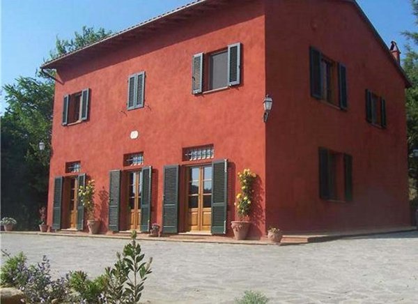 casa indipendente in vendita a Casciana Terme Lari in zona Lari