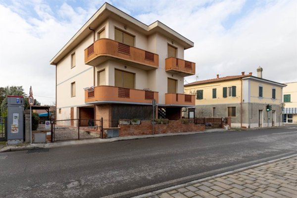 quadrivano in vendita a Casciana Terme Lari in zona Perignano