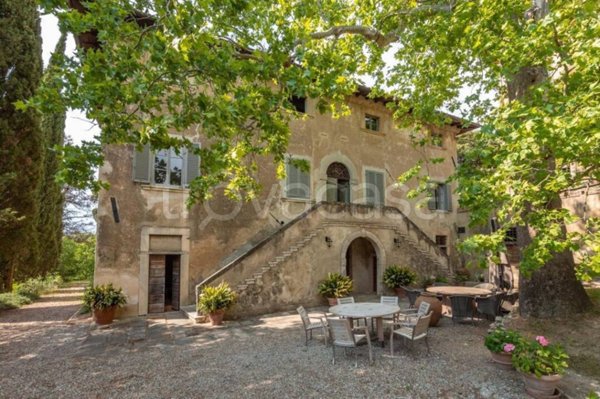 casa indipendente in vendita a Casciana Terme Lari in zona Lari